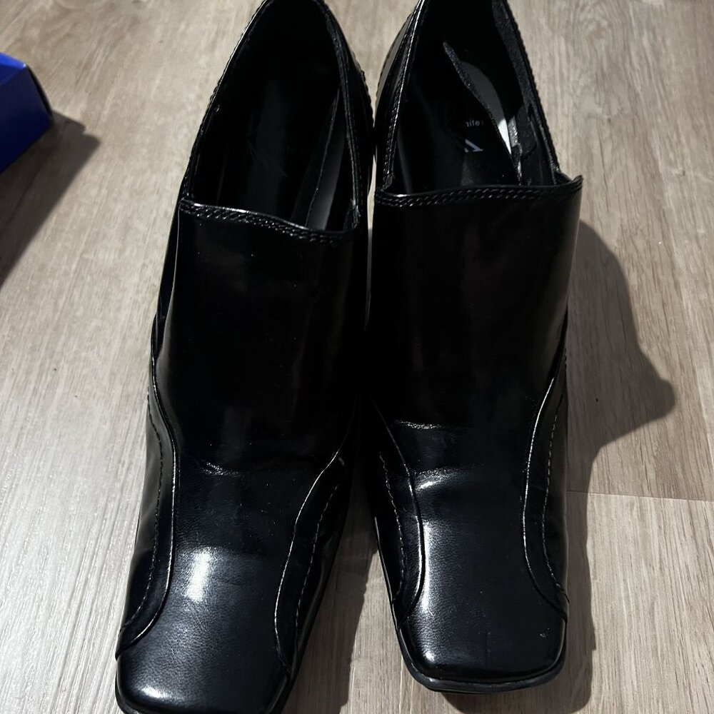 NWT White Mountain Women's Black ABBA Heeled Shoes size 7.5